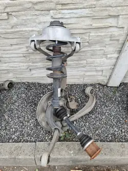 Audi A4 8K Lift Oikea Etuohjausnokka OEM