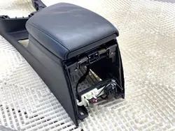Mittkonsoll OEM 9230145 för BMW F22 Sport/Coupe