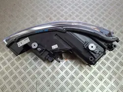 AUDI A1 8X Phare Xenon Droit 8X0941044