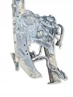 Painel quarto OEM AYN7128 Direito Dianteiro Audi A6 C7