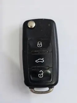 Käytetty VW avaimenperä OEM 5K0837202DH Golf VI Jetta