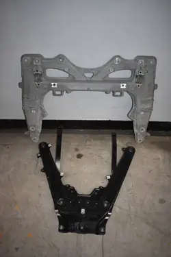 Eje Delantero Porsche OEM 99150443900 Usado