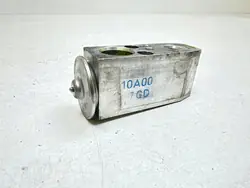 Vanne d'expansion AC Nissan Qashqai 2008 10A007GD