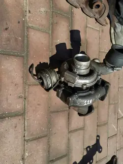 Volkswagen OE 059145701C Turboahdin