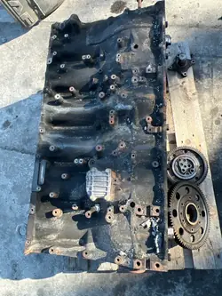 Begagnat Volvo D13A motorblock med vevaxel