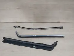SIENNA PROWADNICE RT KMPL - Toyota Dörrledningsskena