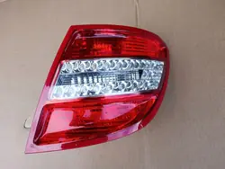 MERCEDES W204 Rechter Achterlamp A2048204064