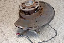 Bakre högra nav MERCEDES-BENZ CLS (C218) A2125402117