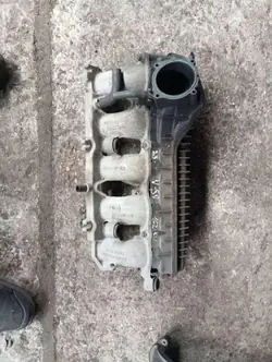 Colector de admisión OEM 30650184 para Volvo S80 I 2.5L