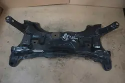 TOY465MM889 Viga de suspensión delantera Toyota Yaris II