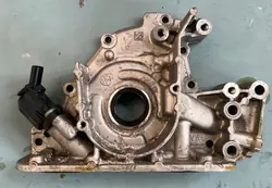 Pompe à huile Volkswagen OE 05E 115 105 A - Occasion