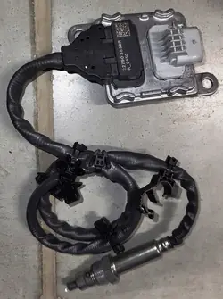 Capteur Lambda NOX 227903892R Renault Dacia SNS1140