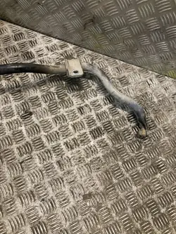 Mercedes-Benz Vito Viano W447 Etustabilisaattori OEM 4473231565