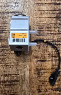 Volvo AC-expansieklep OEM 31497063 - Gebruikt