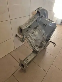 Hyundai ix35 10-15 Vänster Fram Sill OEM ODO9527