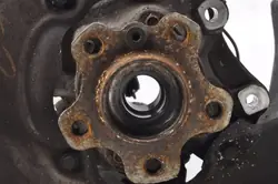 OEM 6881201 Bras de Suspension Moyeu Droit Arrière 60k km