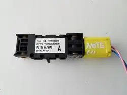 Linker Seitenaufprallsensor NISSAN PATHFINDER III 98830AY00A