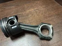 Mercedes CLA Kolben OEM N429Y01C - Gebraucht