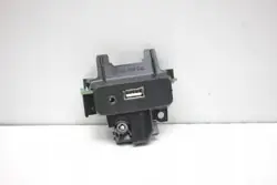 Porsche 7PP035727B Aux/USB Multimedia-liitin