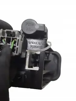 Conector luz trasera VOLVO V40 31299833