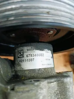 Bomba de direção assistida BMW E90 E91 E92 E93 N57 3.0D OEM