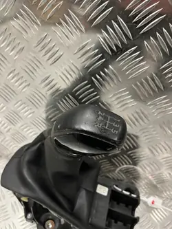 Pomo de palanca OEM 9676190280 para Peugeot 208 I