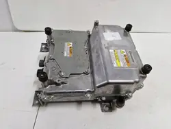 Mitsubishi Outlander PHEV Omvormer 9410A081 - Gebruikt