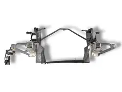 Viga de reforço frontal BMW E60 E61 M Package