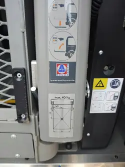 AMFBRUNS 400KG Folding Rotating Wheelchair Lift 2023