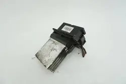 Puhallinvastus OEM 304148 Renault Clio II:lle 2003-2005