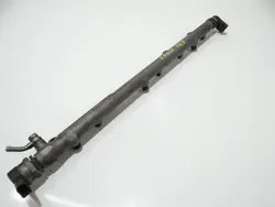 BMW E91 3.0D inspuitrail OEM 7795514