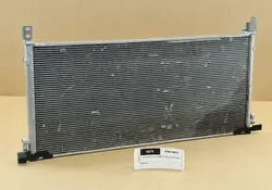 OEM 884A0-42050 Klimakondensator für Toyota RAV4 2.5H Plug-In