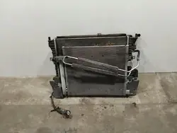 Radiador Jaguar XJ 2013