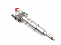 Injecteur de carburant BMW 120i 125kW 7565137