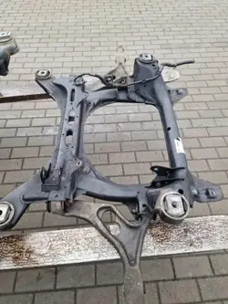 Etujarrupalat OEM 7L0407747A Audi Q7 4M
