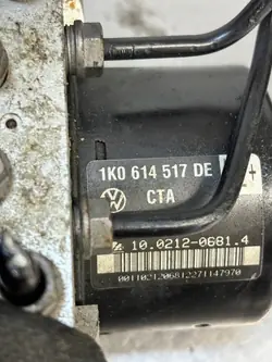 ABS Pumppu VW Skoda Seat Audi 1K0614517DE