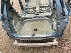 PK21577 AdBlue-säiliö Taka-akselipalkki Citroen C5 Aircross