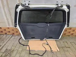 Mercedes GLK X204 Takaluukku OEM A20468200000