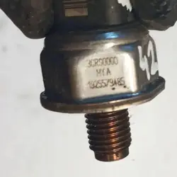 Polttoainejohdin VOLVO XC60 2.4L Diesel 2004