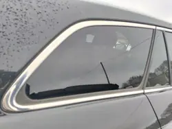 Vidro de carroçaria direito escuro OEM szyba R T27 Toyota