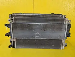 VW T5 LIFT T6 Intercooler Tuulettimen Koko 7E0121253C