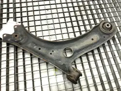 Voorste Linker Controlearm VW Passat B7 Sedan 561407151C