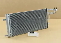 OEM 3D8%A 97606J7300 AC-kondensaattori Hyundai i30:lle