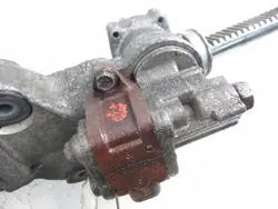 Käyttövoimalla varustettu ohjausvaihde OEM M978100