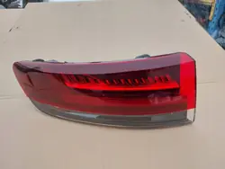 RENAULT MEGANE IV lift kombi (Lado Izquierdo)