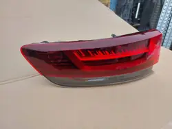 RENAULT MEGANE IV lift kombi (Côté Gauche)