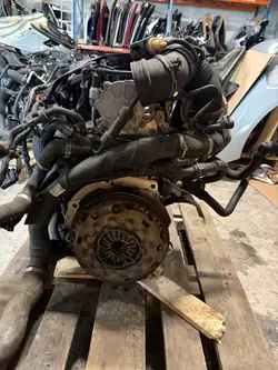 Komplett motor CFF CFG 2.0 TDI för A3 Passat Tiguan