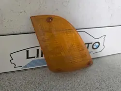 OEM 1370545 Etu-oikea vilkku BMW 5 E28