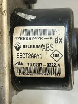 Pompe ABS OEM 476606747R pour Renault Megane III