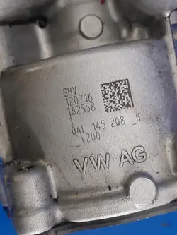 Gebrauchte Ölpumpe OEM 04L145208H - Volkswagen OE